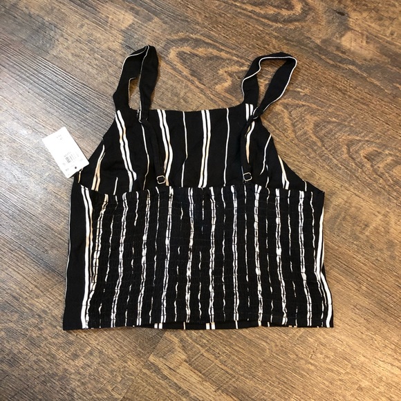 Black and white Hollister tank top size medium NWT - Picture 2 of 5
